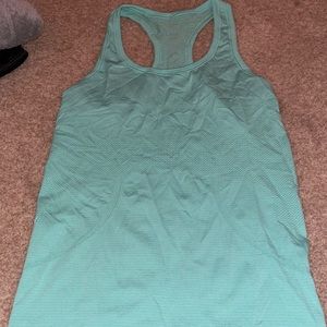 Lululemon Women’s Run Slim Fit Swiftly Tech Tank Top